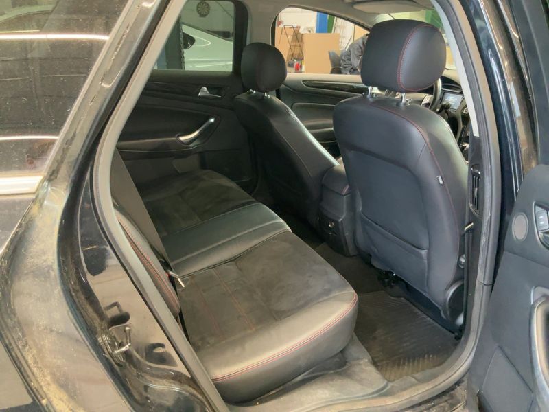 Ford Mondeo 2.0 EcoBoost Titanium S 2011 – снимка 20