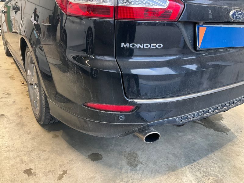 Ford Mondeo 2.0 EcoBoost Titanium S 2011 – снимка 36