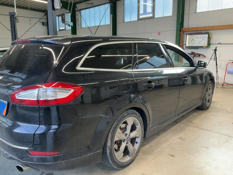 Ford Mondeo 2.0 EcoBoost Titanium S 2011 – снимка 8
