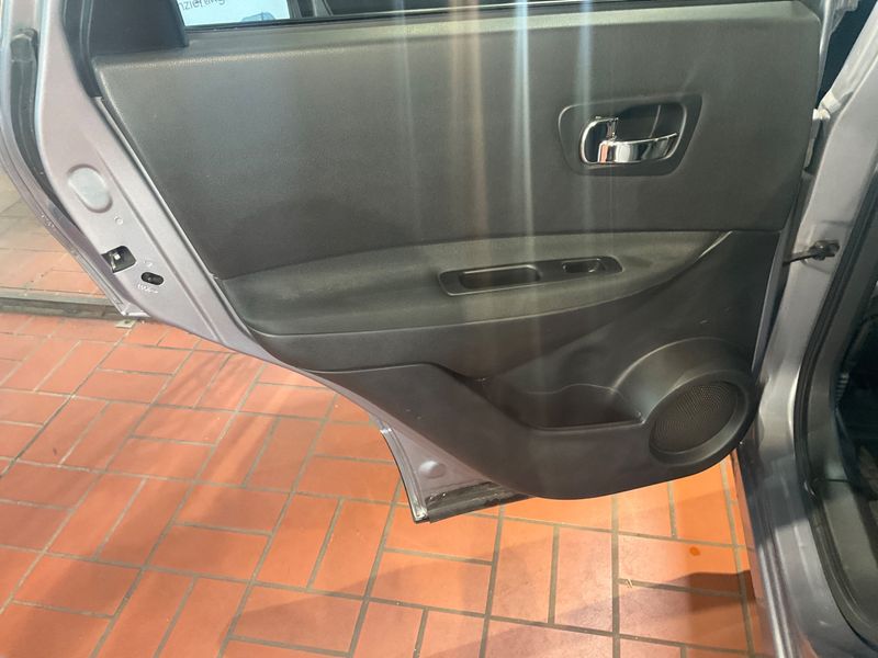 Nissan Qashqai 1.5 Turbodiesel I-Way 2012 – снимка 32