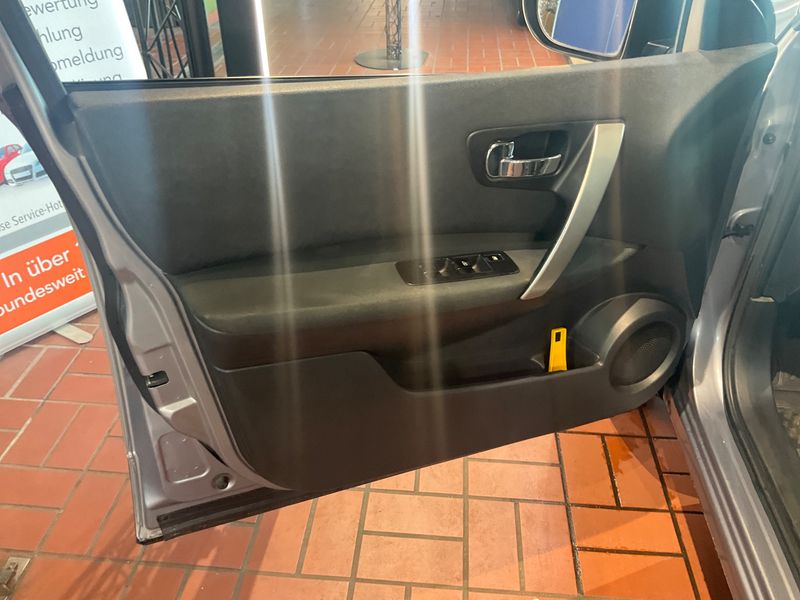 Nissan Qashqai 1.5 Turbodiesel I-Way 2012 – снимка 30