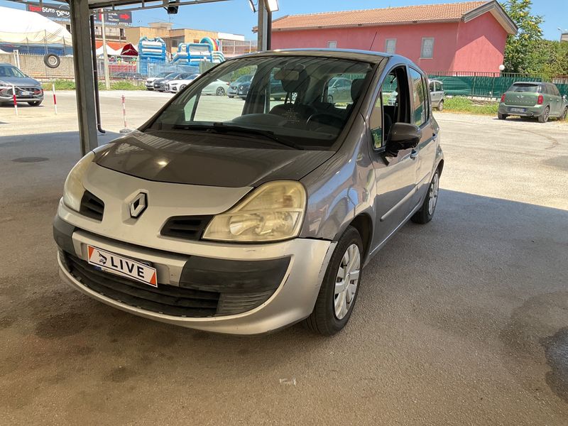 Renault Modus 1.2 YAHOO! 2011 – снимка 1