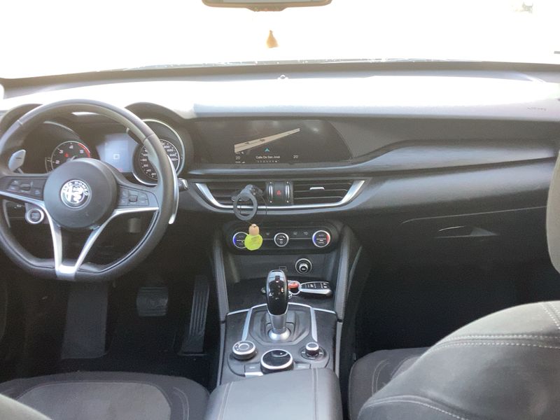 Alfa Romeo Stelvio 2.2 JTDM Basis 2WD 2018 – снимка 17