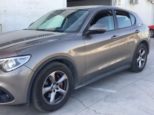 Alfa Romeo Stelvio 2.2 JTDM Basis 2WD 2018 – снимка 2