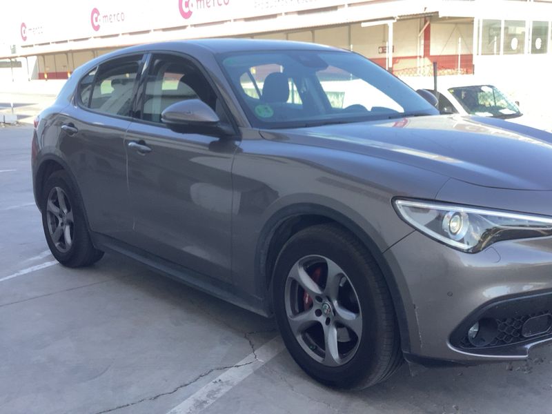 Alfa Romeo Stelvio 2.2 JTDM Basis 2WD 2018 – снимка 12