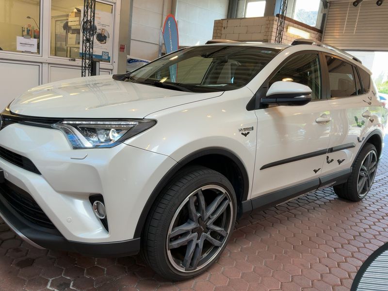 Toyota RAV 4 2.5 Hybrid Executive 2017 – снимка 2