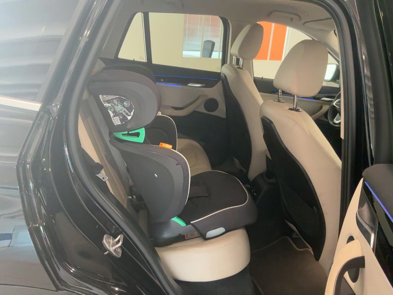 BMW X1 sDrive 18d xLine 2020 – снимка 19