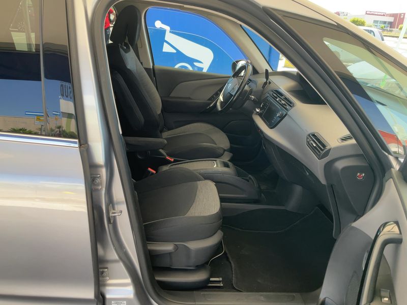 Citroen C4 Picasso 1.6 Blue-HDi Feel 2018 – снимка 16