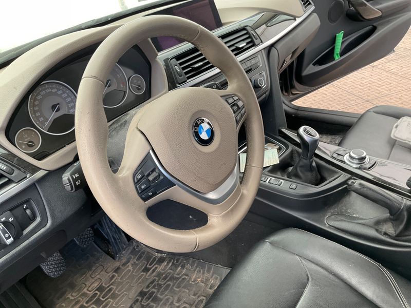 BMW 3er 320d 2012 – снимка 35