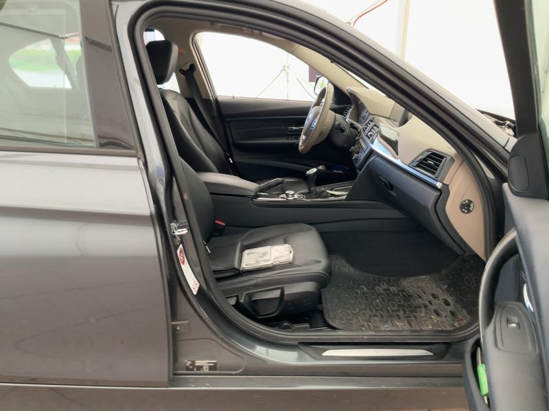 BMW 3er 320d 2012 – снимка 16