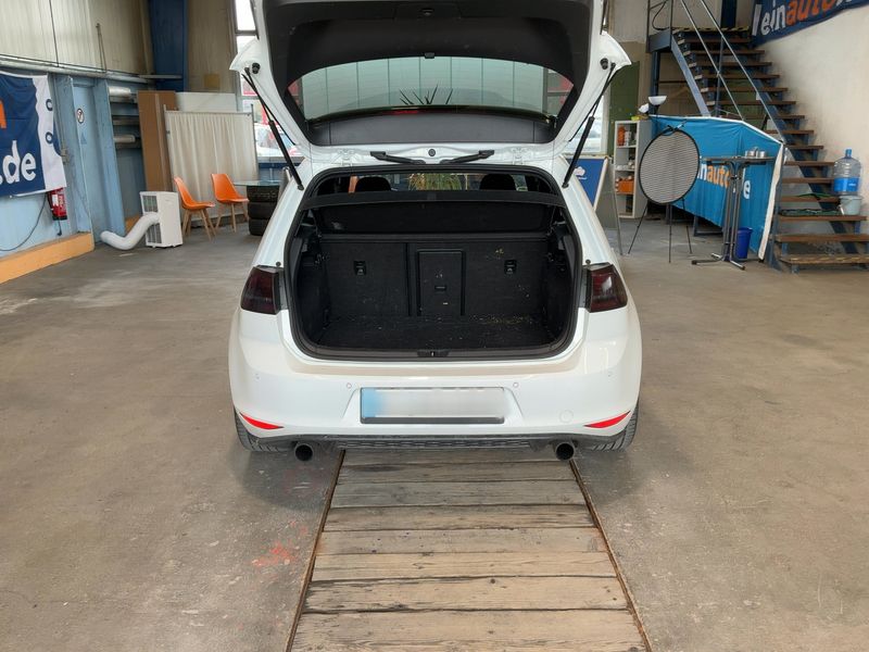 Volkswagen Golf VII 2.0 TFSI GTI "Performance" BlueMotion Tech 2015 – снимка 15