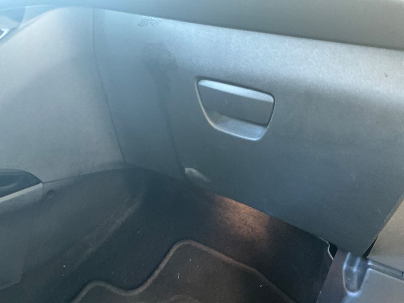 Peugeot 2008 1.2 PureTech Allure 2016 – снимка 28