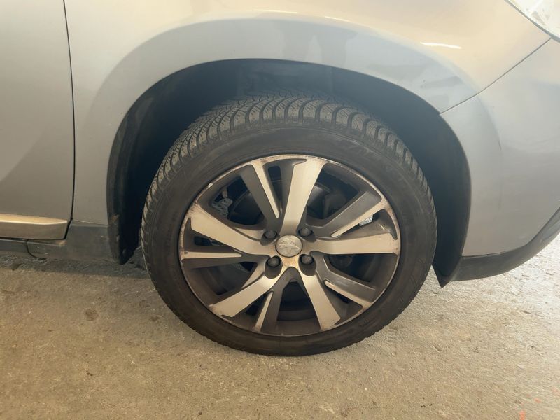 Peugeot 2008 1.2 PureTech Allure 2016 – снимка 11