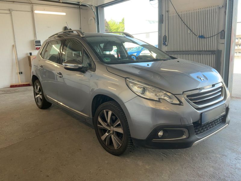 Peugeot 2008 1.2 PureTech Allure 2016 – снимка 12