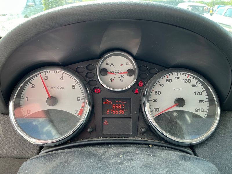 Peugeot 207 1.6 Premium 2010 – снимка 4
