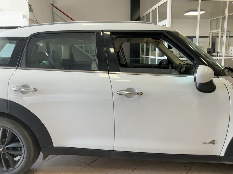 MINI Countryman Cooper S ALL4 2011 – снимка 10