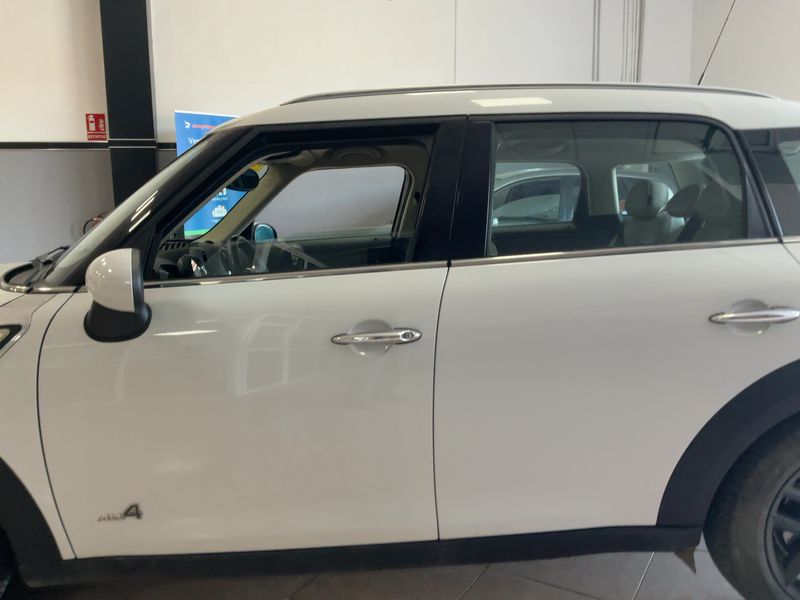 MINI Countryman Cooper S ALL4 2011 – снимка 4