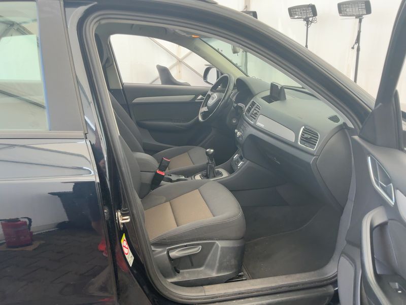 Audi Q3 2.0 TDI quattro 2013 – снимка 17