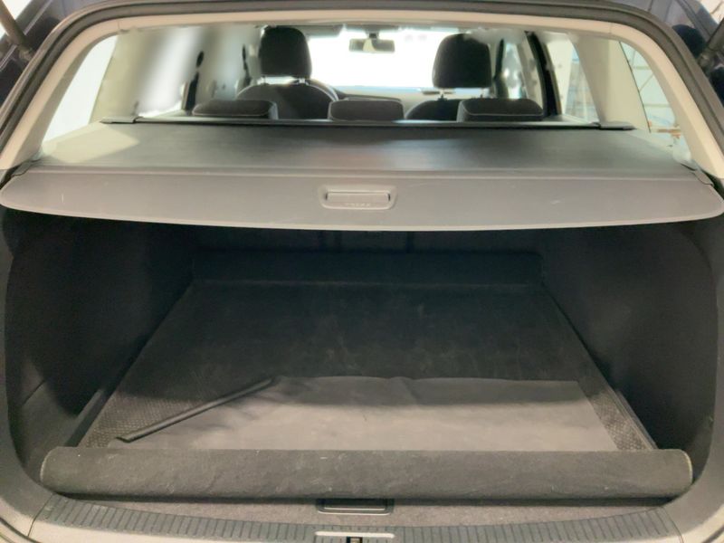 Volkswagen Golf VII 1.6 TDI Executive BlueMotion Tech 2016 – снимка 15