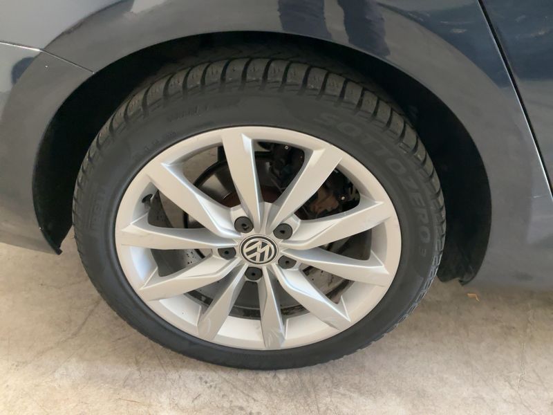 Volkswagen Golf VII 1.6 TDI Executive BlueMotion Tech 2016 – снимка 9