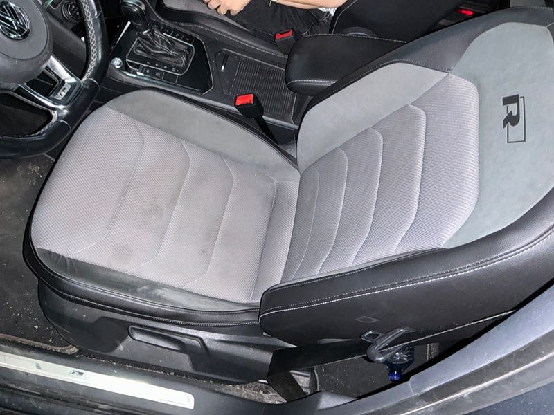 Volkswagen Tiguan 1.5 TSI ACT Sport BlueMotion Tech 2019 – снимка 23
