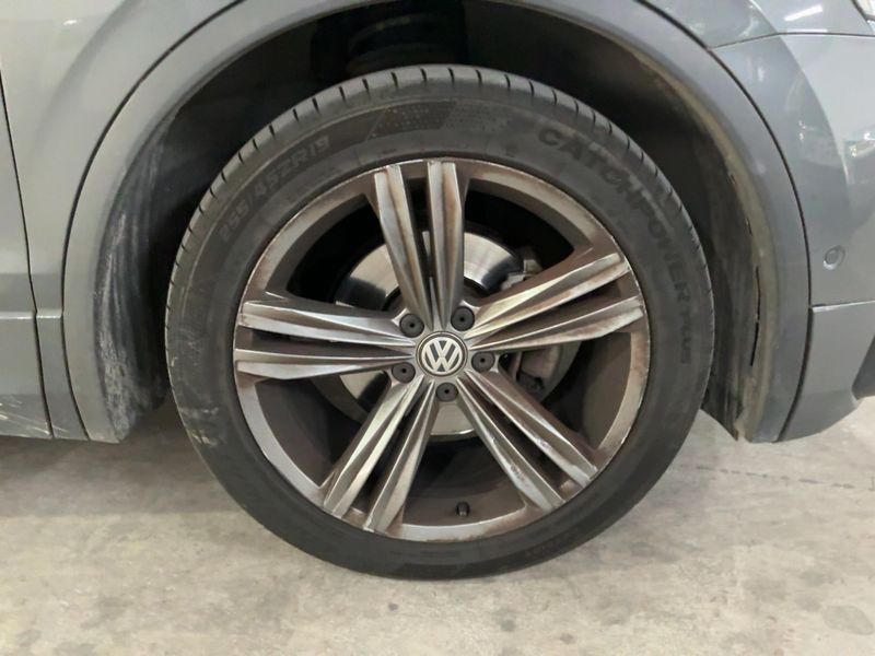 Volkswagen Tiguan 1.5 TSI ACT Sport BlueMotion Tech 2019 – снимка 11