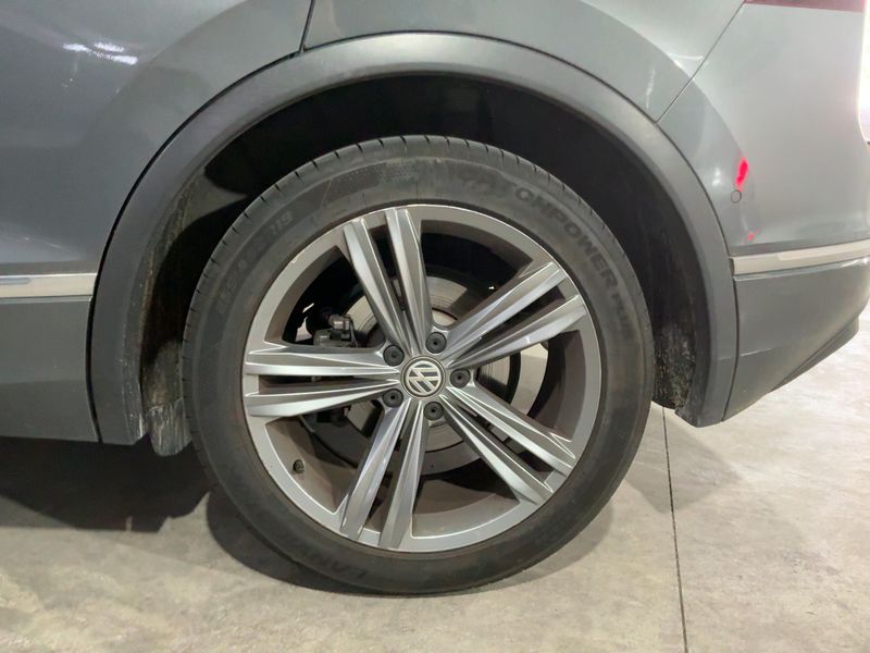 Volkswagen Tiguan 1.5 TSI ACT Sport BlueMotion Tech 2019 – снимка 5