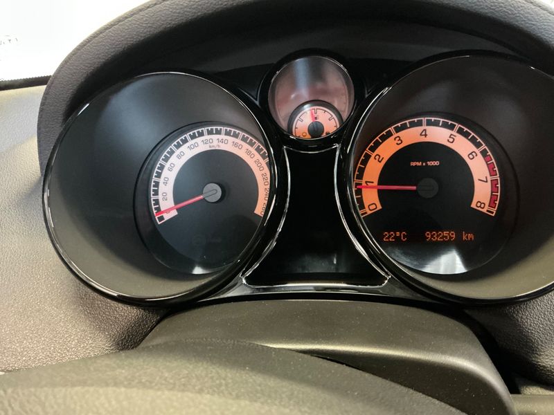 Opel GT 2.0 Turbo Basis 2009 – снимка 18