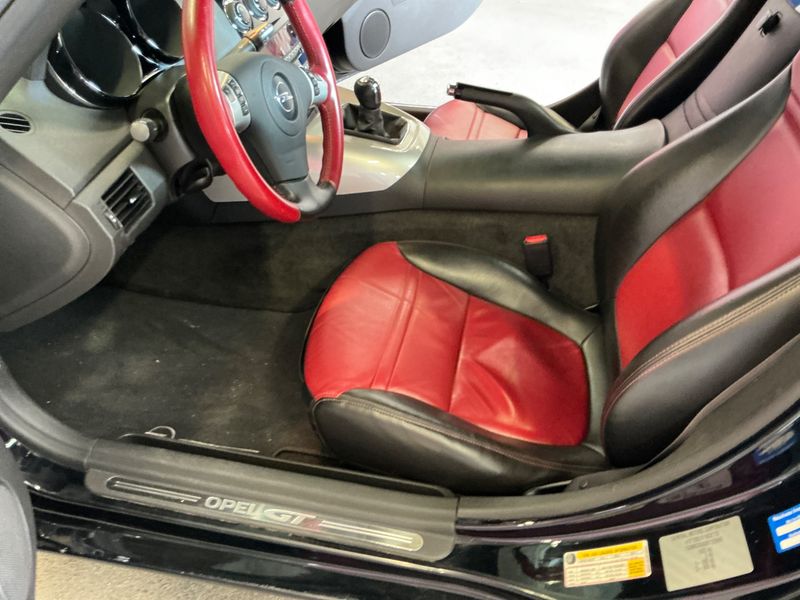 Opel GT 2.0 Turbo Basis 2009 – снимка 28