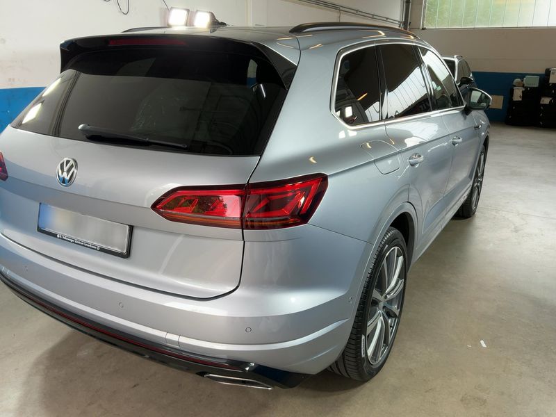 Volkswagen Touareg 4.0 TDI R-Line 4Motion 2019 – снимка 8