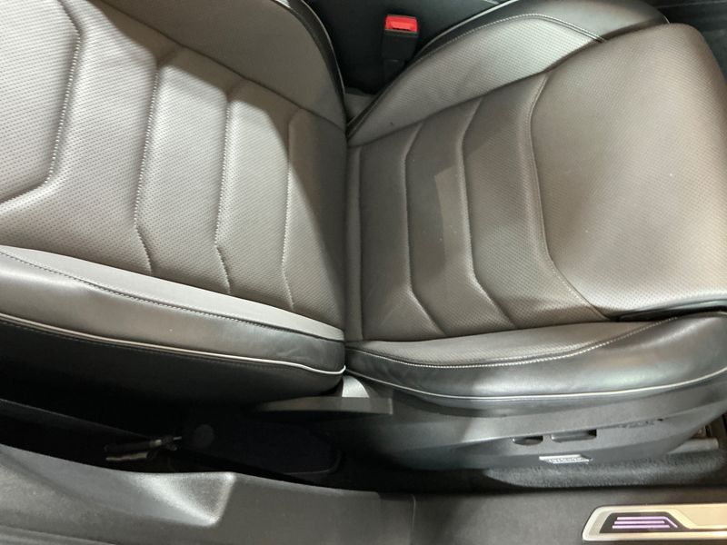 Volkswagen Touareg 4.0 TDI R-Line 4Motion 2019 – снимка 26