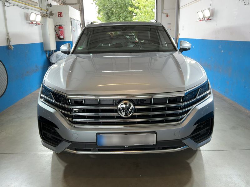 Volkswagen Touareg 4.0 TDI R-Line 4Motion 2019 – снимка 14