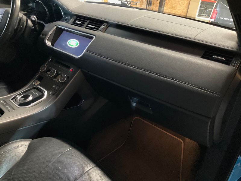 Land Rover Evoque 2.0 Sd4 SE Dynamic 2018 – снимка 29