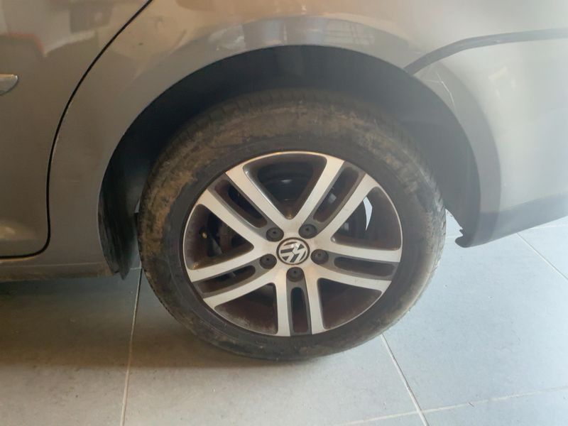 Volkswagen Touran 1.9 TDI Trendline 2008 – снимка 18