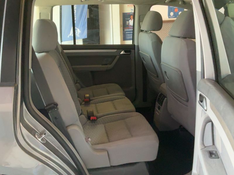 Volkswagen Touran 1.9 TDI Trendline 2008 – снимка 14