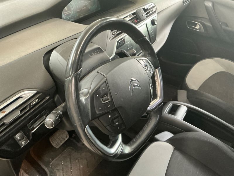 Citroen C4 Picasso 1.6 e-HDi Intensive 2014 – снимка 24