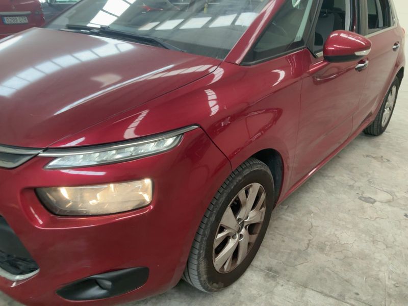 Citroen C4 Picasso 1.6 e-HDi Intensive 2014 – снимка 2