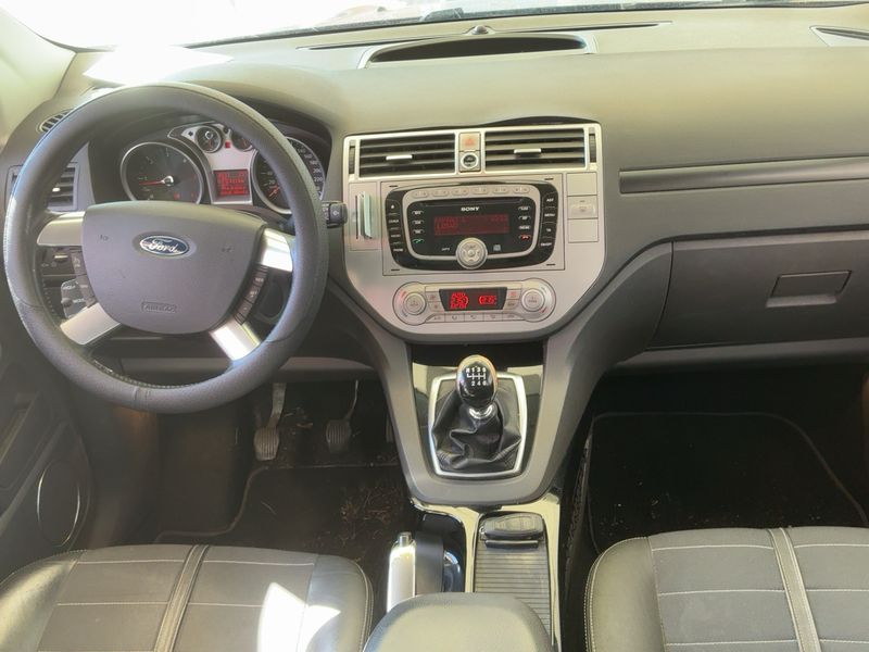 Ford Kuga 2.0 TDCi Titanium 2011 – снимка 17