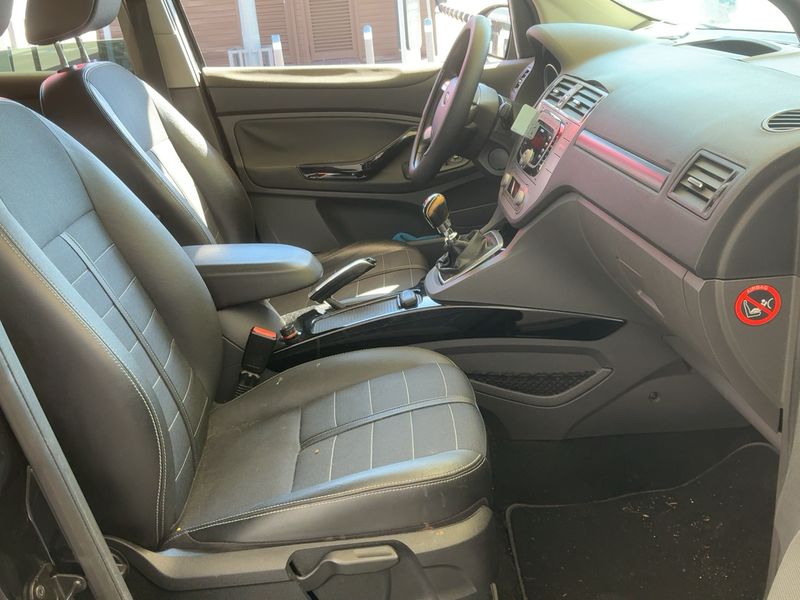 Ford Kuga 2.0 TDCi Titanium 2011 – снимка 16