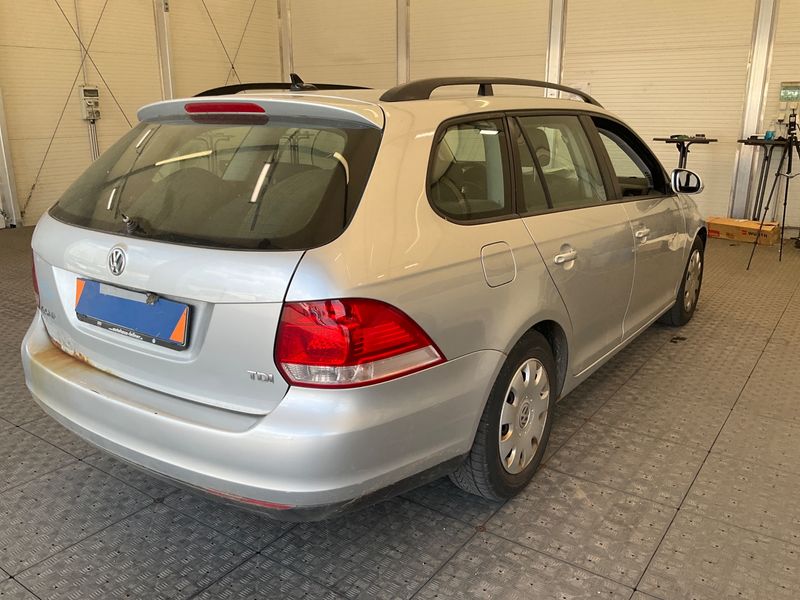 Volkswagen Golf V 1.9 TDI Trendline 2009 – снимка 2