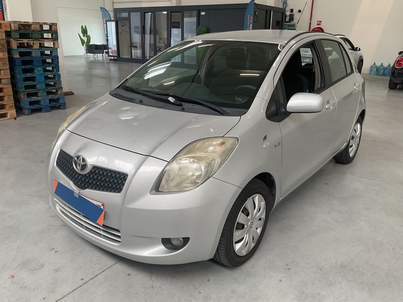 Toyota Yaris 1.4 D-4D Team 2008 – снимка 1