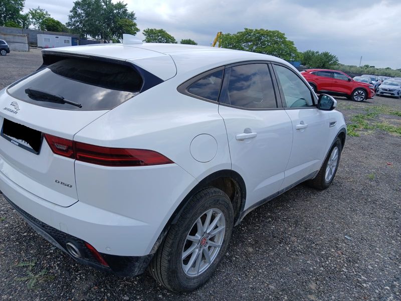 Jaguar E-Pace D150 Basis 2019 – снимка 8