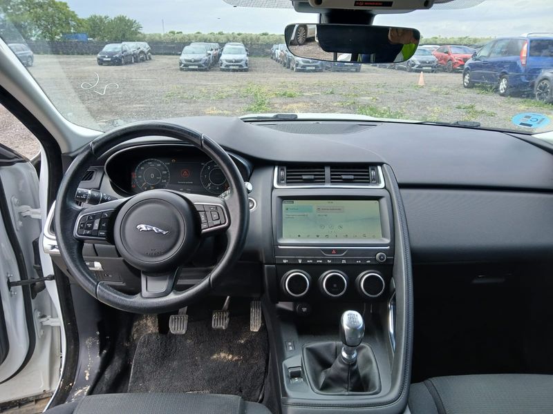 Jaguar E-Pace D150 Basis 2019 – снимка 17