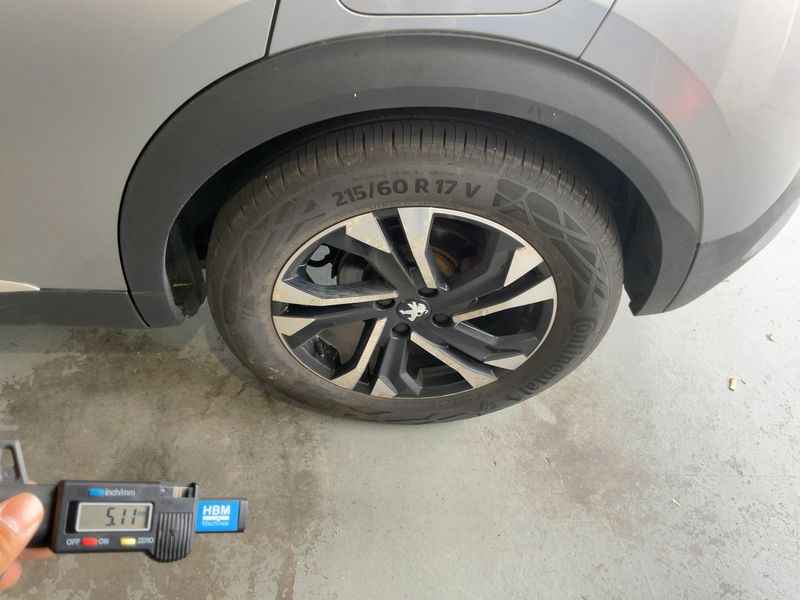 Peugeot 2008 electric drive 100 kW e Allure 2020 – снимка 5