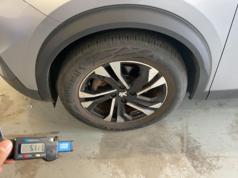 Peugeot 2008 electric drive 100 kW e Allure 2020 – снимка 3