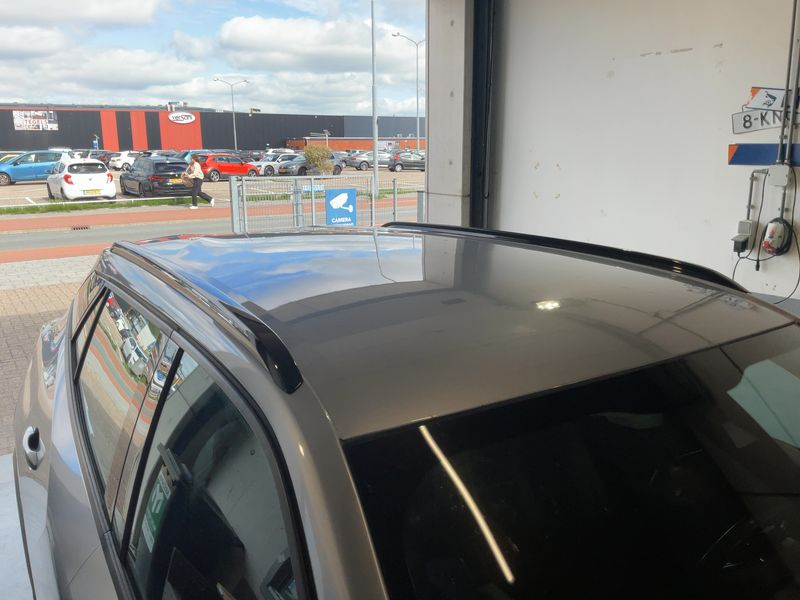 Peugeot 2008 electric drive 100 kW e Allure 2020 – снимка 13