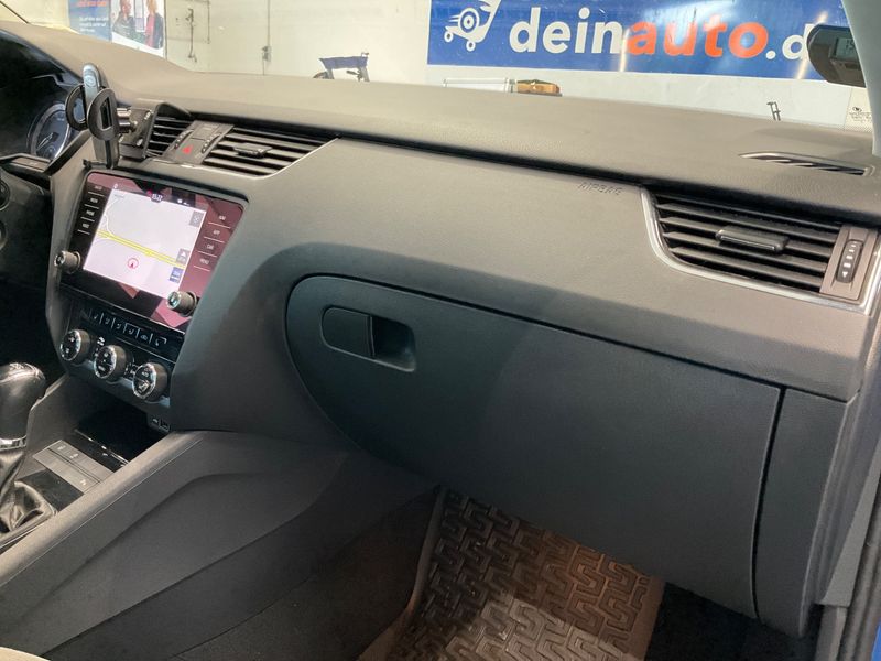 Skoda Octavia 2.0 TDI Style 2019 – снимка 26