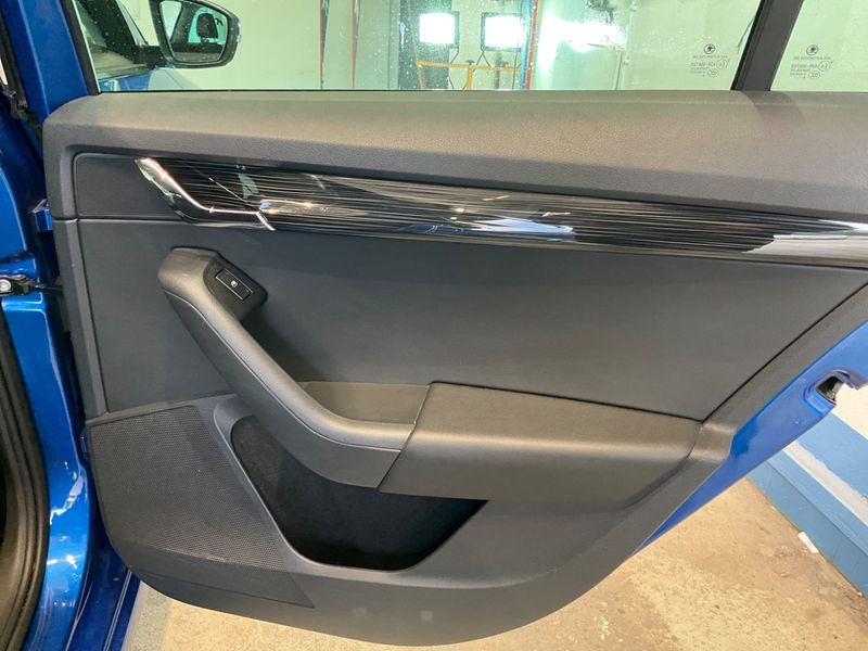 Skoda Octavia 2.0 TDI Style 2019 – снимка 28