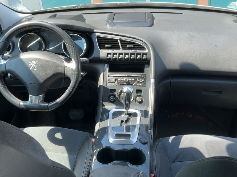 Peugeot 3008 1.6 Blue-HDi Crossway 2015 – снимка 17