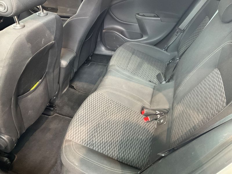 Opel Astra 1.4 SIDI Turbo ON 2018 – снимка 28